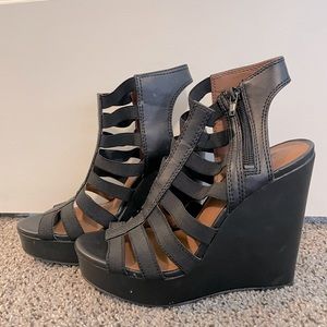 These cute wedges are very comfy and super cute!